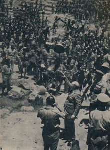 Churchill met Britse troepen in Noord-Afrika, juni 1943