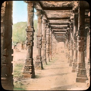 Colonnade, Delhi, India, eind 19e of begin 20e eeuw door Unbekannt