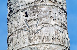 Zuil van Marcus Aurelius, detail, Piazza Colonna, Rome