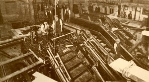 Constructie van roltrappen bij het Bank Station, Londen, ca. 1930