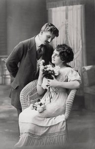 Verliefd stel, c1900-1919 door Unbekannt