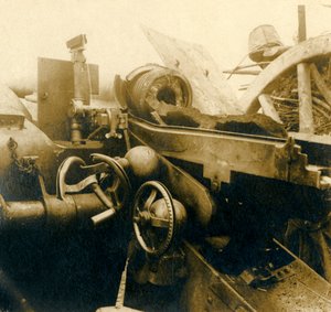 Vernietigd kanon, ca. 1914-1918