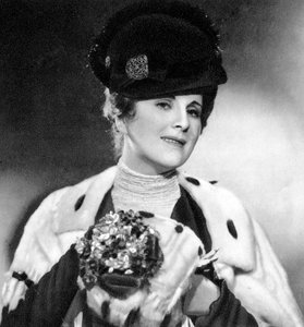 Diana Wynyard, Britse toneel- en filmactrice, 1934-1935