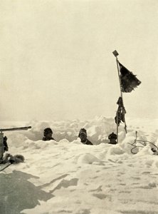 Graven om de diepte van de sneeuw op een depot te bepalen, ca. 1908, 1909