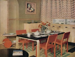 Eetkamer met Finse meubels