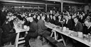 Diner voor de daklozen, Church Army House, Westminster, Londen, 1926-1927 door Unbekannt