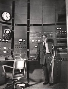 Enrico Fermi, Italiaans-Amerikaanse kernfysicus, ca. 1942 door Unbekannt