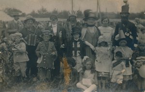 Verkleedwedstrijd, c1900