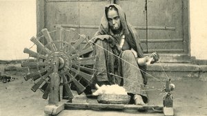Vrouw aan het spinnen, Jaipur door Unbekannt