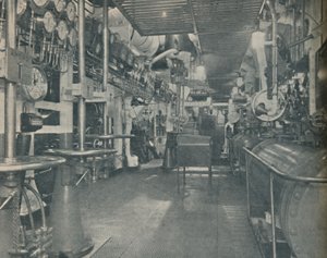 Voorste machinekamer van de Empress of Britain, met controleplatform, 1936