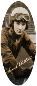 Frank Arthur 1908-1972, Australische speedway kapitein, 1935 door Unbekannt
