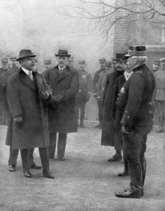 Franse president Raymond Poincare ontmoet generaal Joseph Joffre, 1914