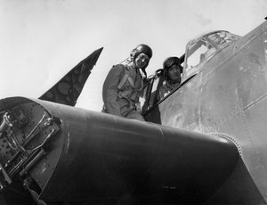 Frans luchtvaartpersoneel wordt opgeleid op het marinevliegveld, Quonset, Rhode Island, VS, 1951
