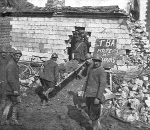 Frans veldhospitaal bij Moreuil, Picardië, Frankrijk, 1918 door Unbekannt