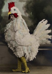 Fritzi Massary in revue Hurra! Wir Leben noch! in het Metropoltheater, Berlijn door Unbekannt