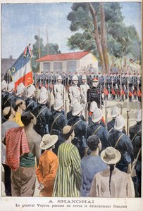 Generaal Voyron inspecteert Franse troepen, Shanghai, 1900