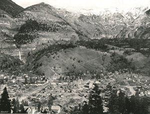 Algemeen uitzicht op Ouray en de Rockies, VS door Unbekannt