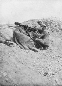 Duitse machinegeweer gebruikt tegen de vijand, Verdun, Frankrijk, 1917
