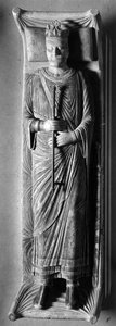 Gotische kunst: Liggende Koning Hendrik II van Engeland (1133-1189) in de Abdij van Fontevrault (Fontevraud) (Maine et Loire)