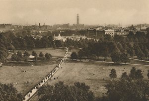 Groen Park en Westminster vanaf de Structuur die de Plaats van Oud Devonshire heeft Overgenomen, ca. 1935 door Unbekannt