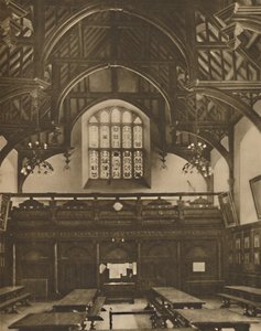 Hal van Grays Inn, waar The Comedy of Errors werd opgevoerd tijdens Shakespeares leven, ca. 1935 door Unbekannt