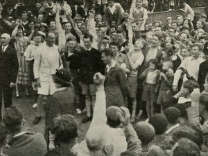 Zijne Majesteit op zijn Jongenskamp in Southwold, 1937