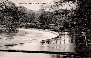 Horseshoe Falls aan de rivier de Dee, nabij Llangollen, Wales, begin 20e eeuw door Unbekannt