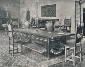 Interieur, Palazzo Davanzati - Met 15e-eeuwse tafel uit Parma of Modena, 1928 door Unbekannt