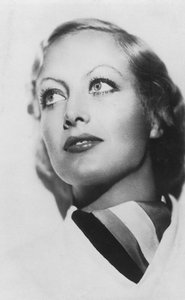 Joan Crawford 1904-1977, ca. 1920s door Unbekannt