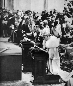 Koning George V en Koningin Mary in de St. Paul