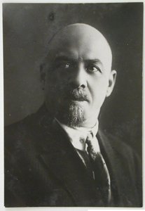 Leonid Aleksandrovich Vesnin 1880-1933 door Unbekannt