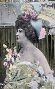 Lidia, vintage Franse ansichtkaart, ca. 1900 door Unbekannt