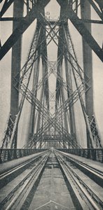 Kijkend door de Forth Bridge, 1926 door Unbekannt