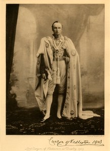 Lord Curzon van Kedleston als Onderkoning, 1903, 1925 door Unbekannt