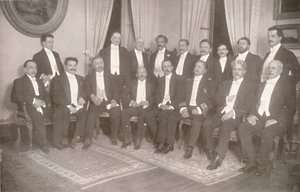 Maarschalk Hermes da Fonseca met zijn staatssecretarissen en adviseurs, 1914 door Unbekannt
