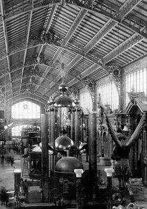 Metaalbewerking sectie, Wereldtentoonstelling, Parijs, 1889 door Unbekannt
