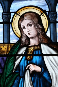 Mezilles kerk. Glas-in-loodraam. Sint Eliane