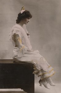 Miss Millie Legarde, actief 1898-1911, ca. 1930 door Unbekannt