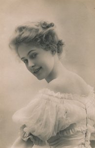 Miss Pauline Chase, 1885-1962, ca. 1930 door Unbekannt