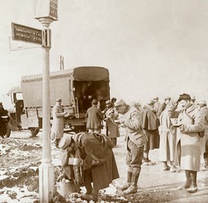 Mobiele keuken op de Voie Sacrée, Verdun, Noord-Frankrijk, ca. 1914-ca. 1918
