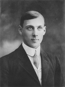 Mr. Calveley Bewicke, 1911 door Unbekannt