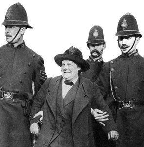 Mevrouw Flora Drummond, gearresteerd in Hyde Park, Londen, 1914, 1935
