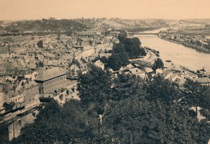 Namur. Uitzicht op de stad en samenvloeiing van Sambre en Maas, c1900