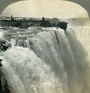 Niagara! Wonder van deze westelijke wereld... Niagara Falls, N.Y., VS