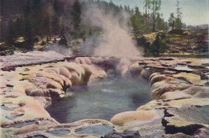 Oblong Geyser, Yellowstone Park, 1916 door Unbekannt