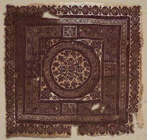 Ornament met Symbolische Verstrengelde Knopen, 400s - 600s
