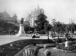 Plaza Libertad, Buenos Aires, Argentinië door Unbekannt