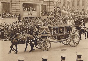 Prinses Elizabeth en haar neef Lord Lascelles met de Prinses Royal, 1937