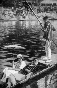 Punteren op de Theems, c1922