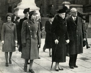 Koningin Mary, Prinses Elizabeth, Prinses Margaret, Wapenstilstandsdag door Unbekannt